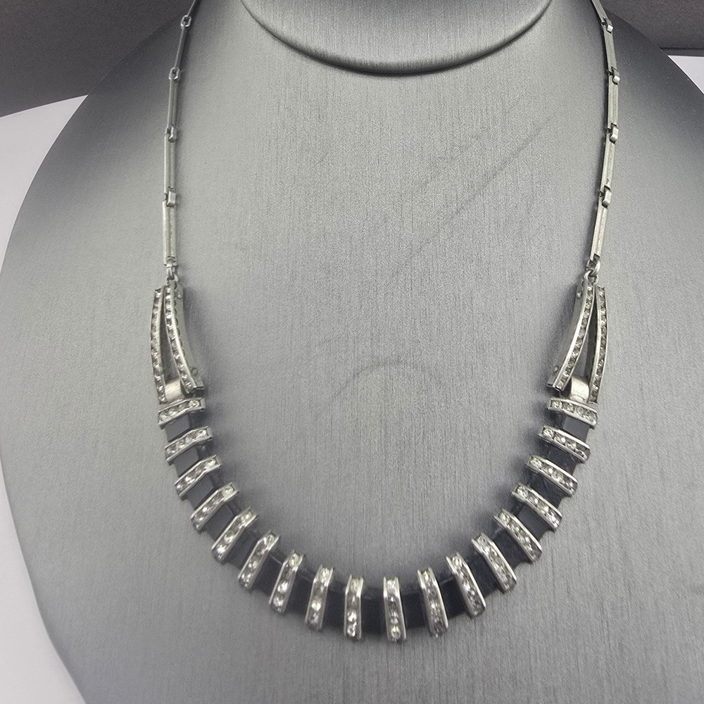 Vintage Estate Bib Necklace Silver Black Rhinestone Art Deco Style 16in